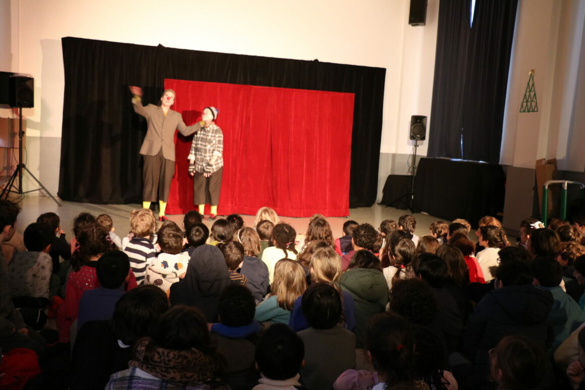 Spectacle à l’école !