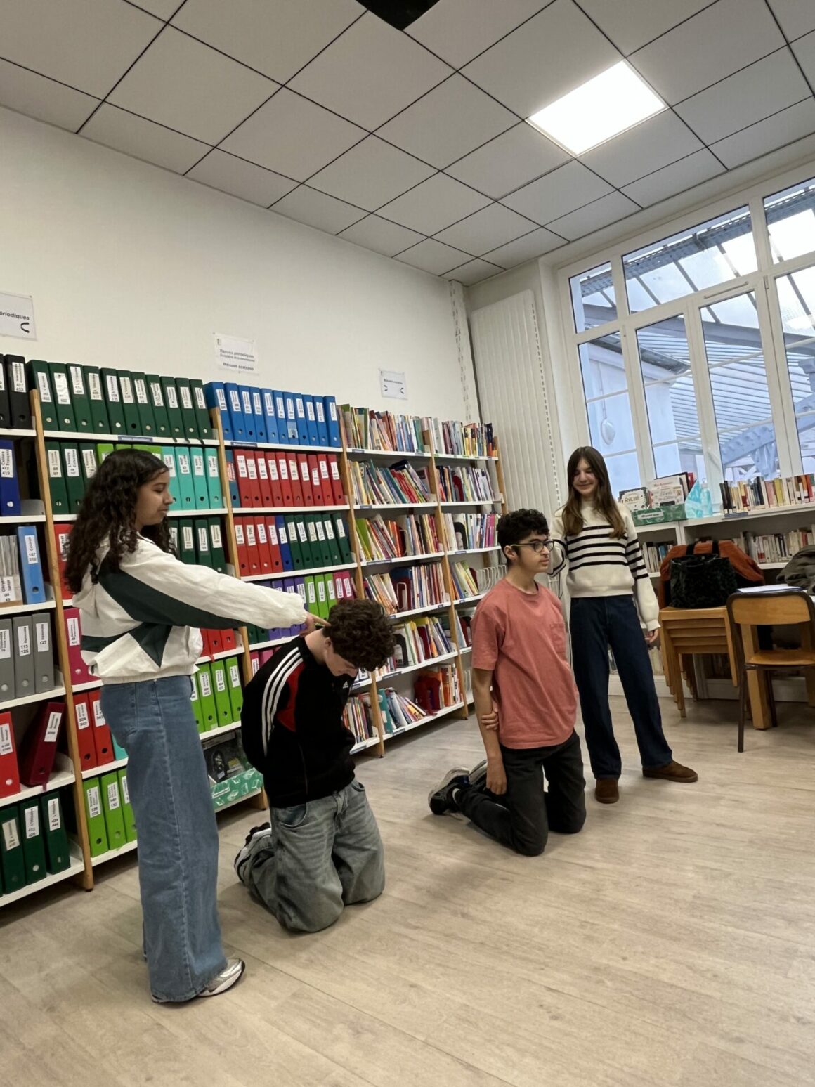 IMG_1192 VIVRE ENSEMBLE à travers des ateliers de théâtre tout en anglais