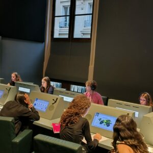 Sortie scolaire Terminales à la Cité de l&rsquo;économie